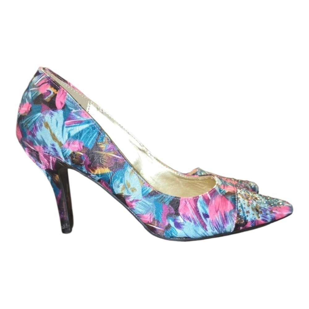 Elegant Floral Print Women's Heels - Picture 3 of 7